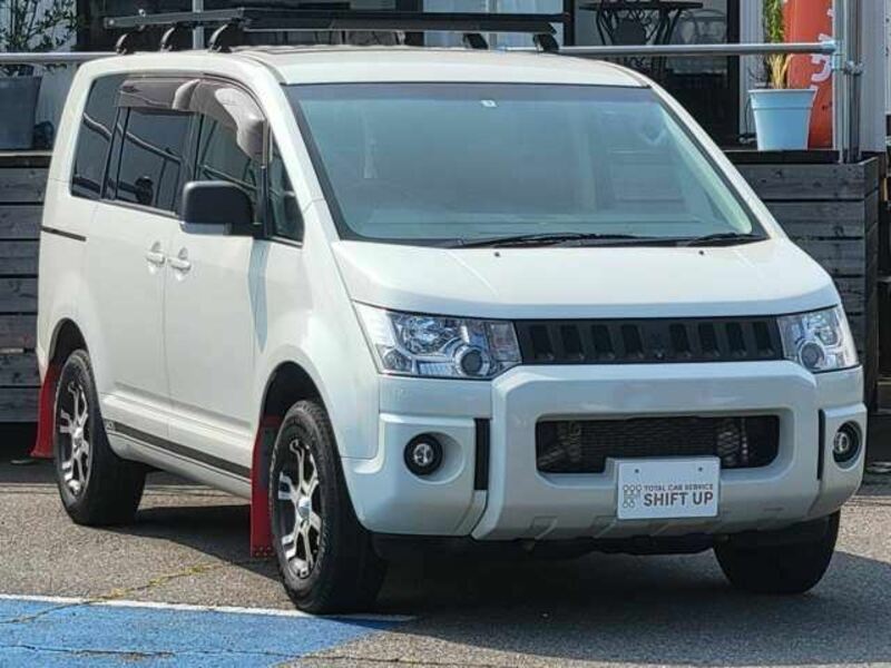 DELICA D5