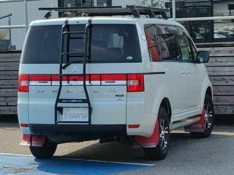 DELICA D5
