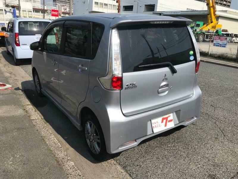 EK CUSTOM