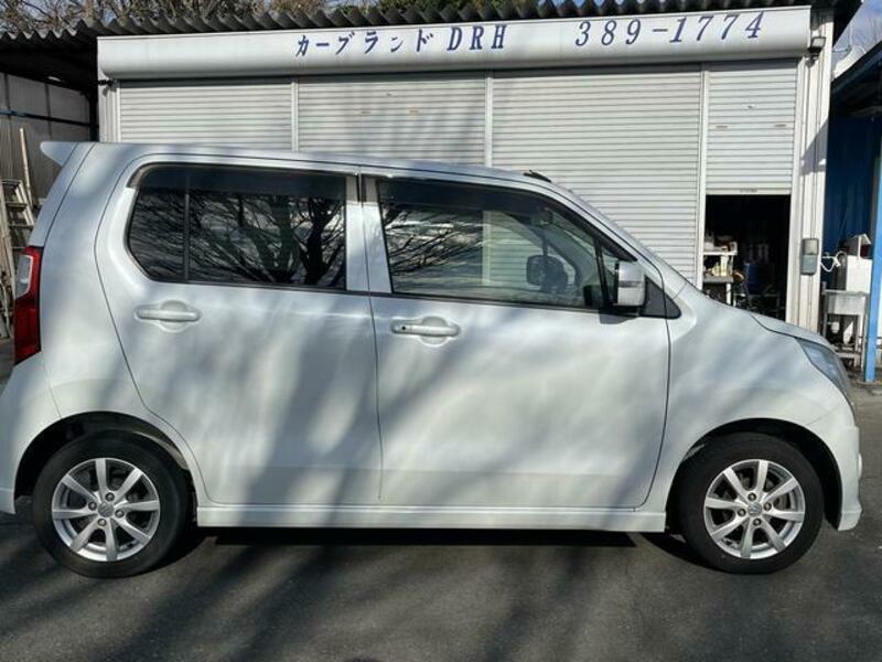WAGON R