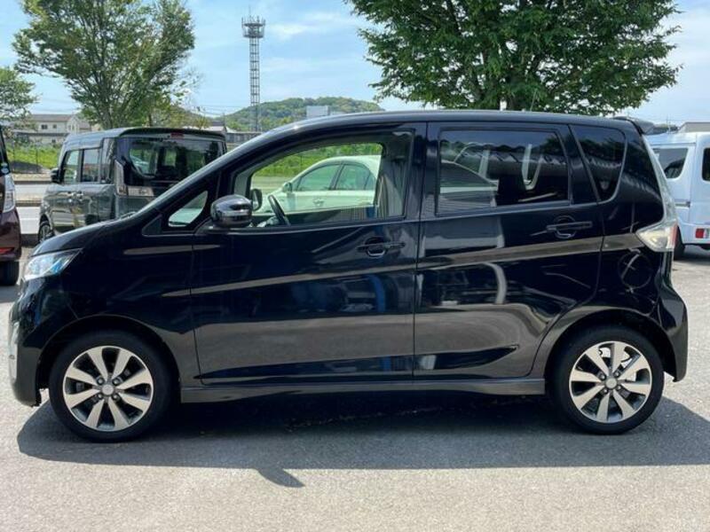 MITSUBISHI EK CUSTOM