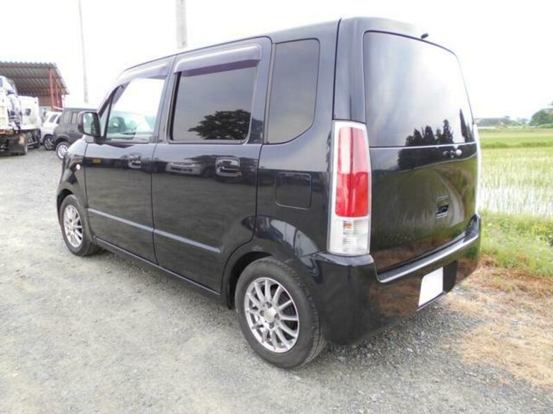WAGON R
