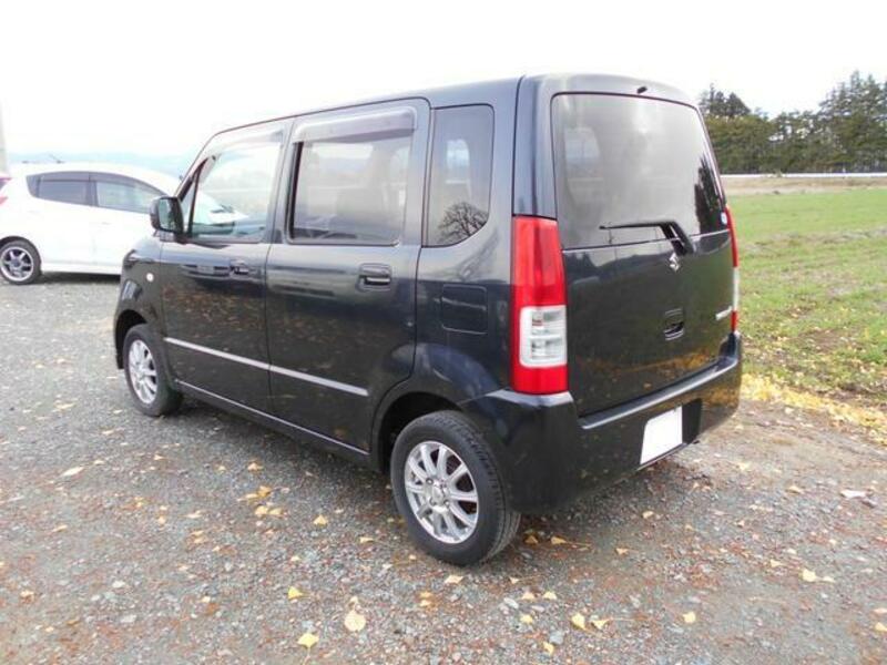 WAGON R