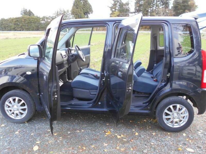 WAGON R
