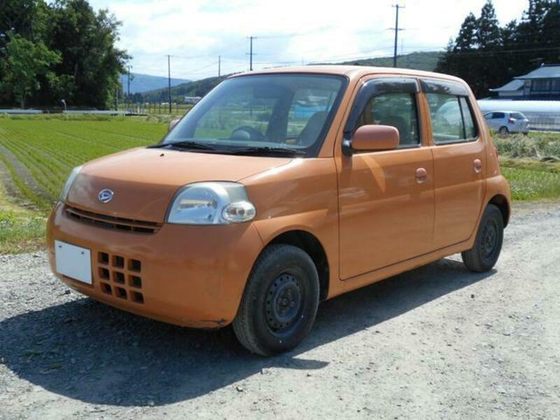 DAIHATSU ESSE