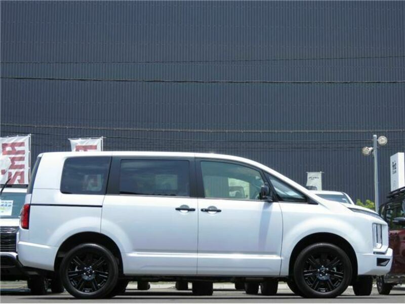 DELICA D5