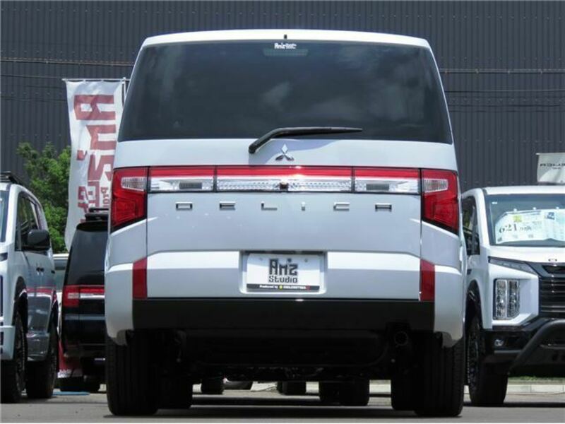 DELICA D5