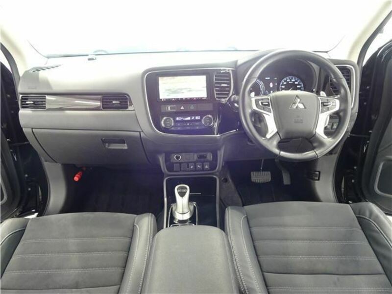 OUTLANDER PHEV