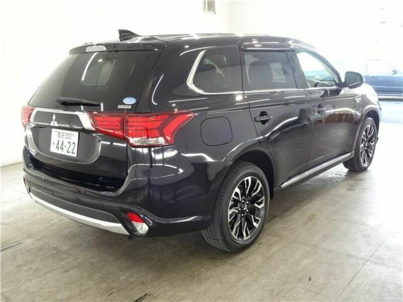 OUTLANDER PHEV