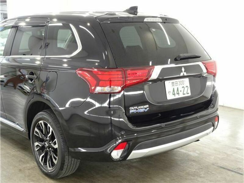 OUTLANDER PHEV
