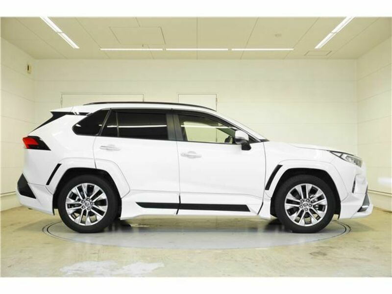 RAV4