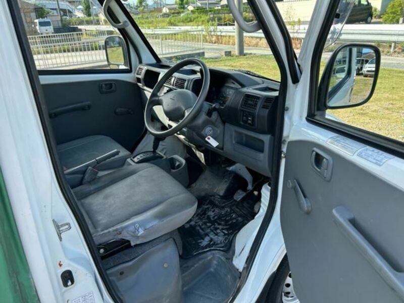 MINICAB TRUCK