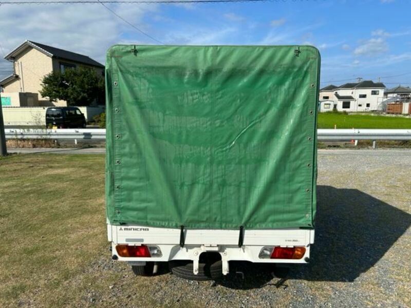 MINICAB TRUCK