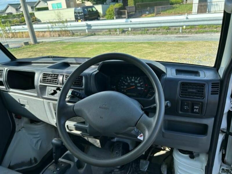 MINICAB TRUCK
