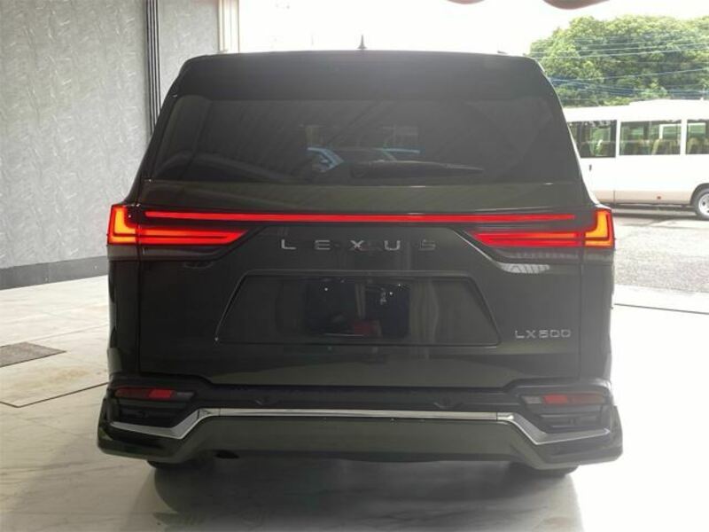 LX