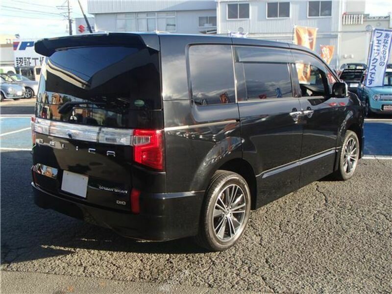 DELICA D5