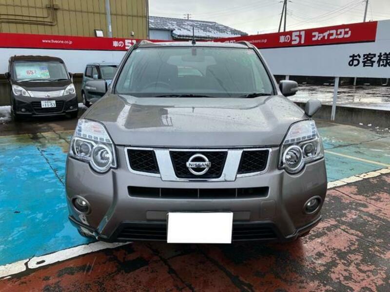 X-TRAIL