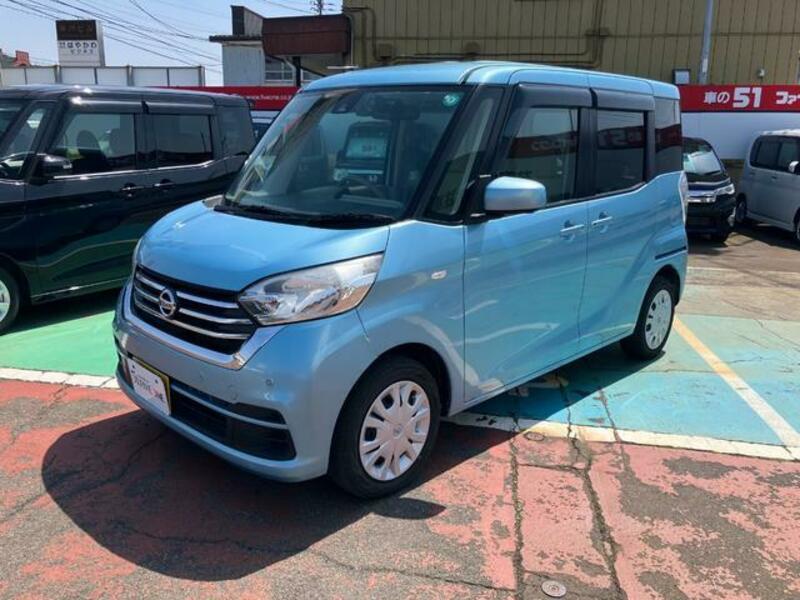 NISSAN DAYZ ROOX