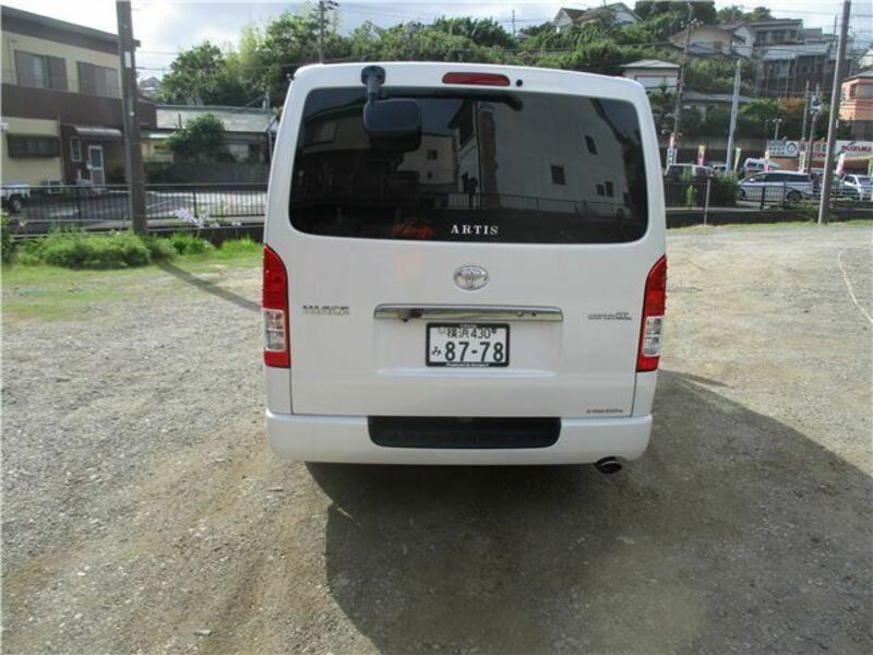 HIACE VAN