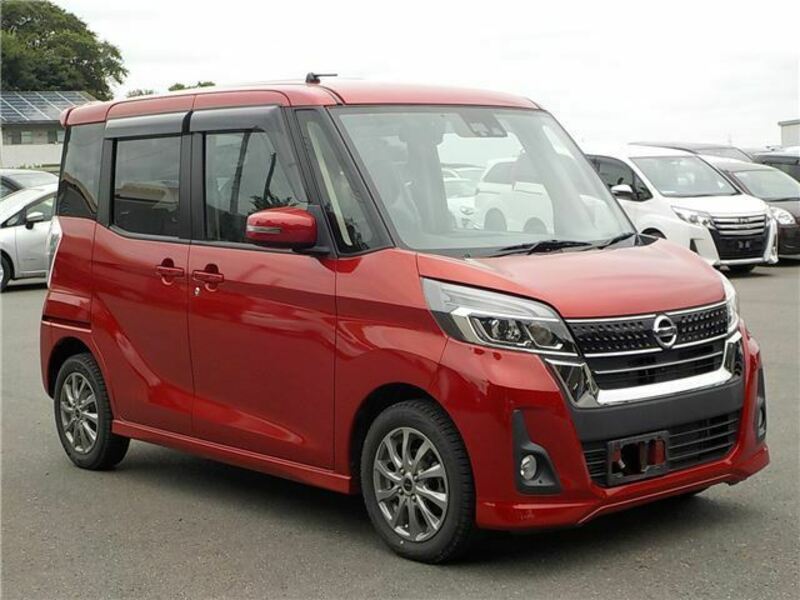NISSAN DAYZ ROOX