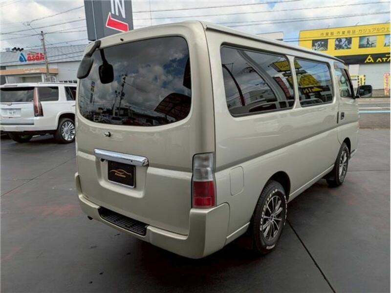 CARAVAN VAN