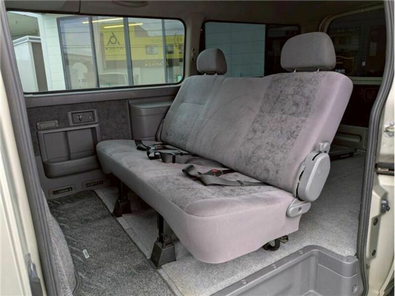CARAVAN VAN