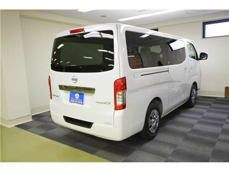 CARAVAN VAN