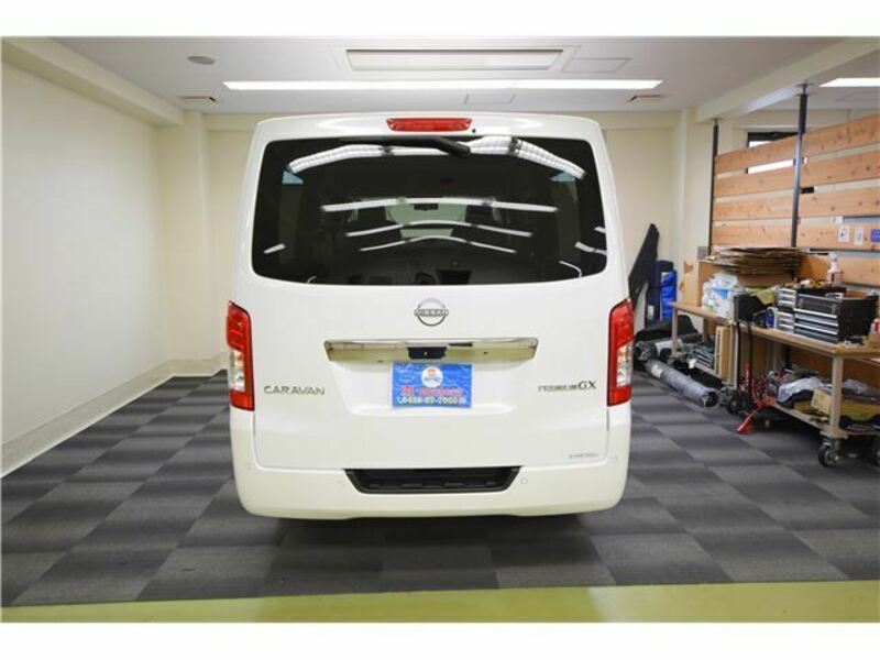 CARAVAN VAN