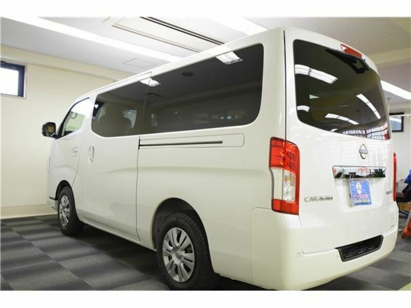 CARAVAN VAN