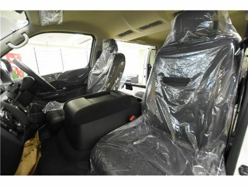 CARAVAN VAN