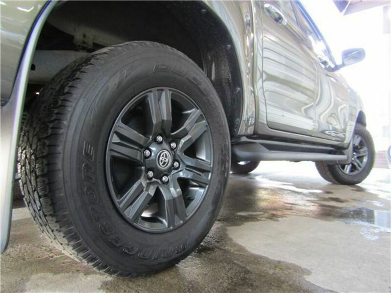HILUX