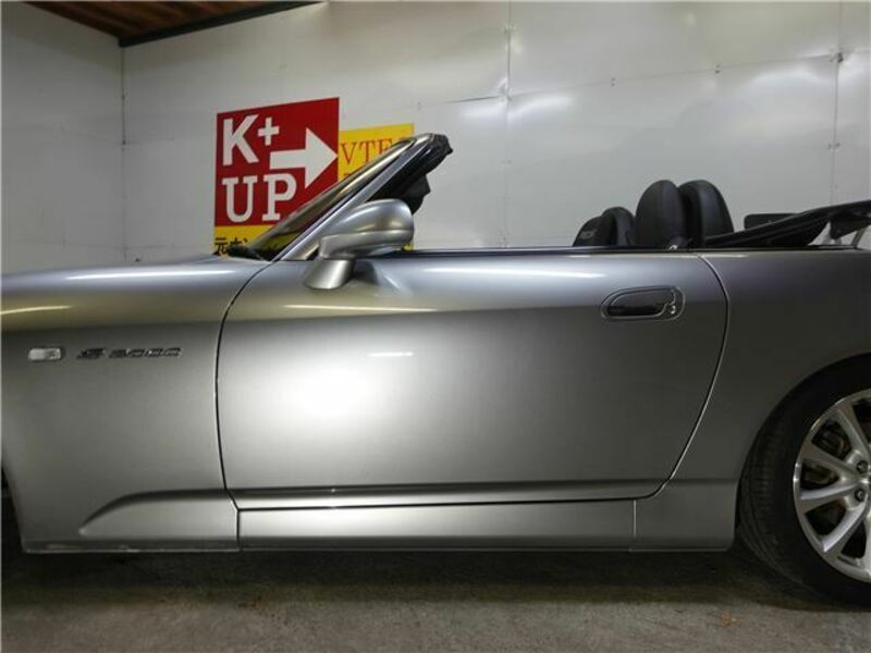 S2000