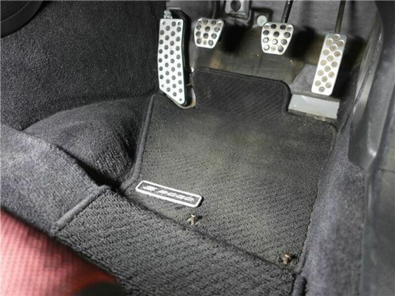 S2000