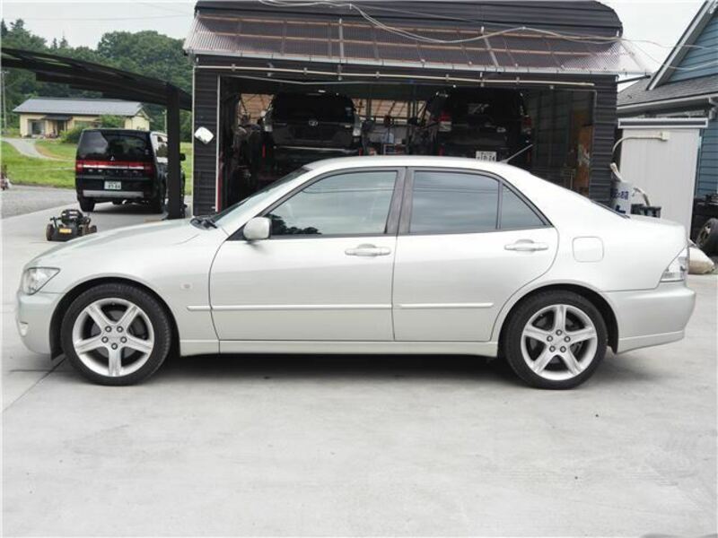 ALTEZZA