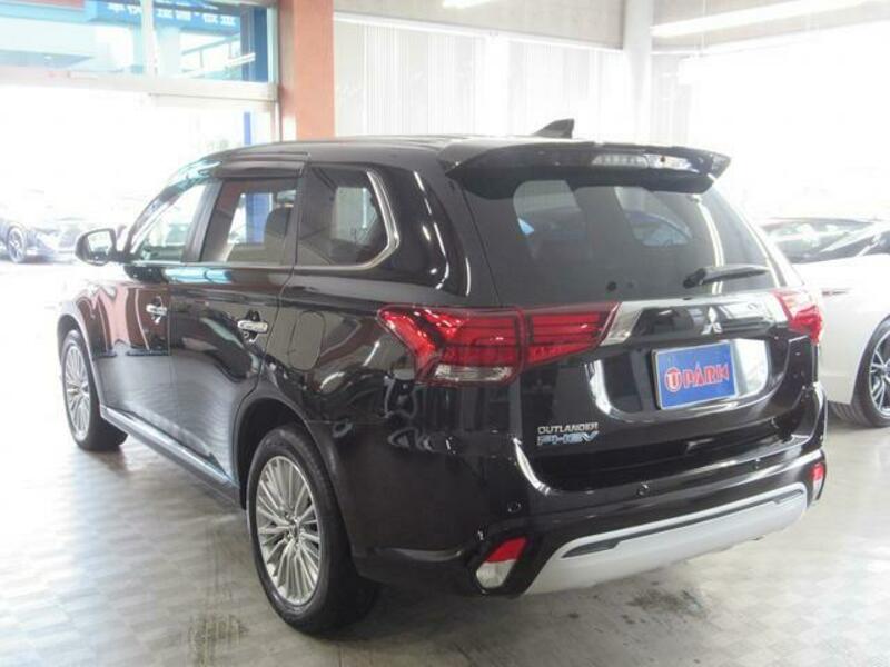 OUTLANDER PHEV