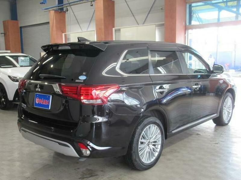 OUTLANDER PHEV