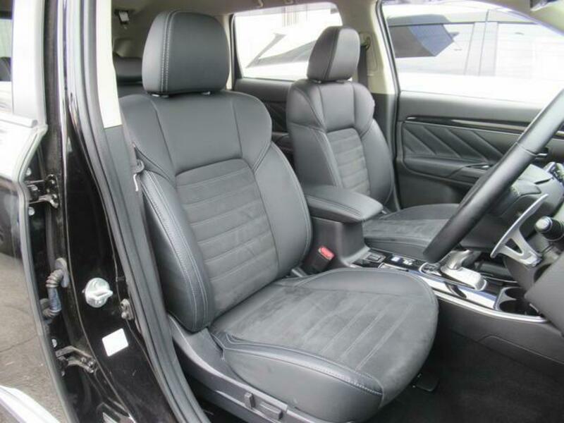 OUTLANDER PHEV