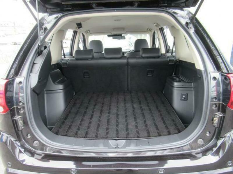 OUTLANDER PHEV