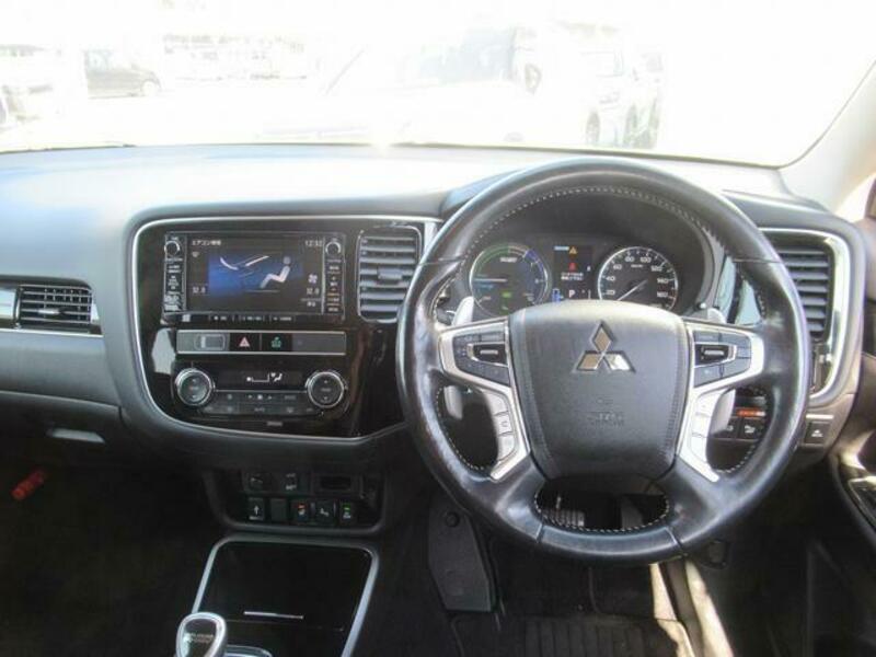OUTLANDER PHEV