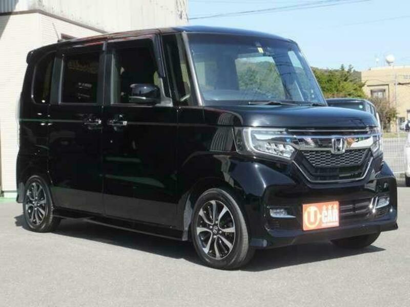 N BOX CUSTOM