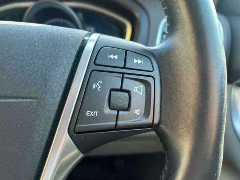 V40