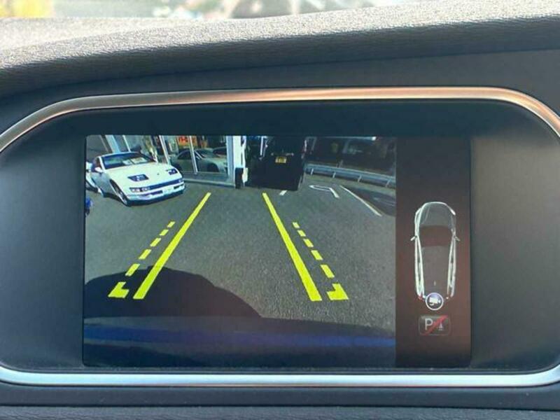 V40