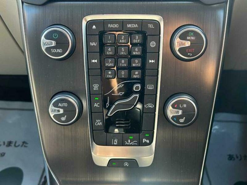 V40