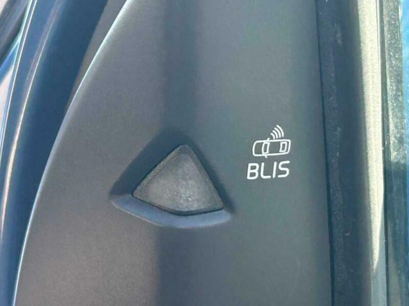 V40