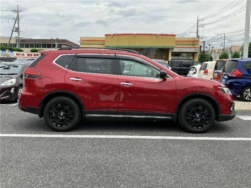 X-TRAIL