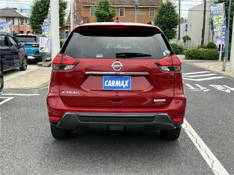 X-TRAIL