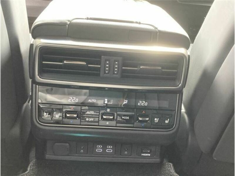LX