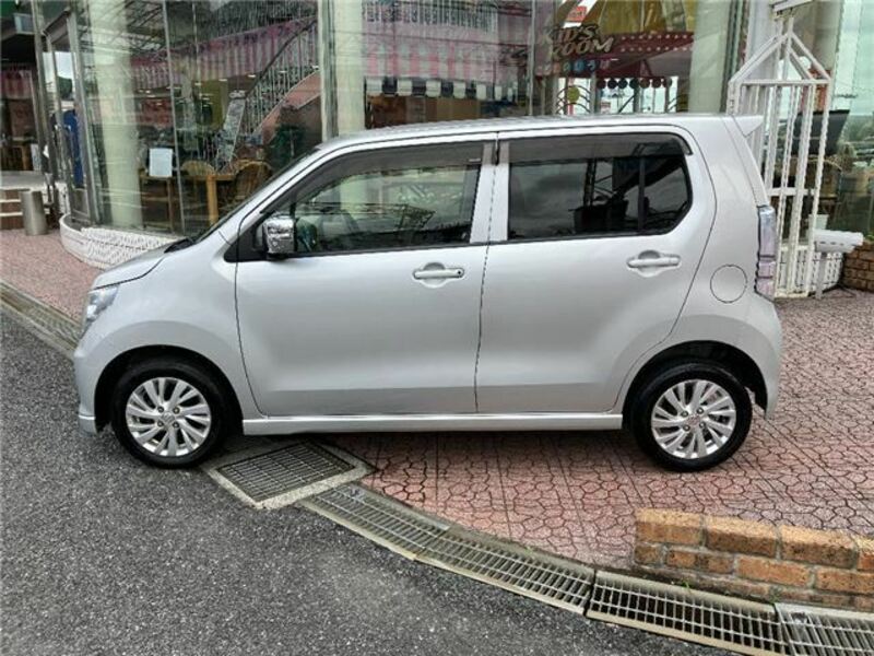 WAGON R