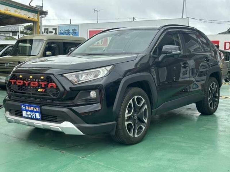 TOYOTA RAV4