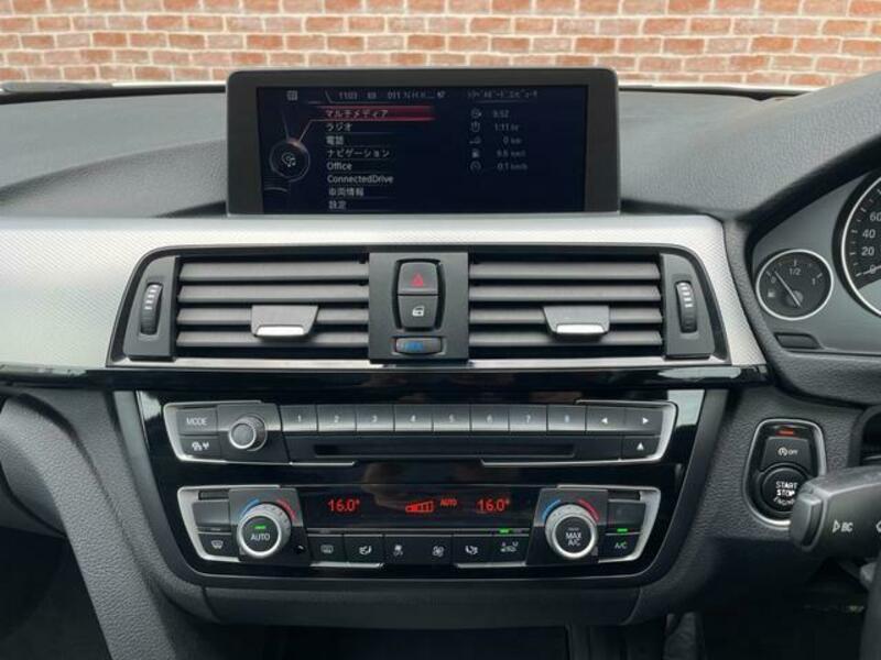 4 SERIES